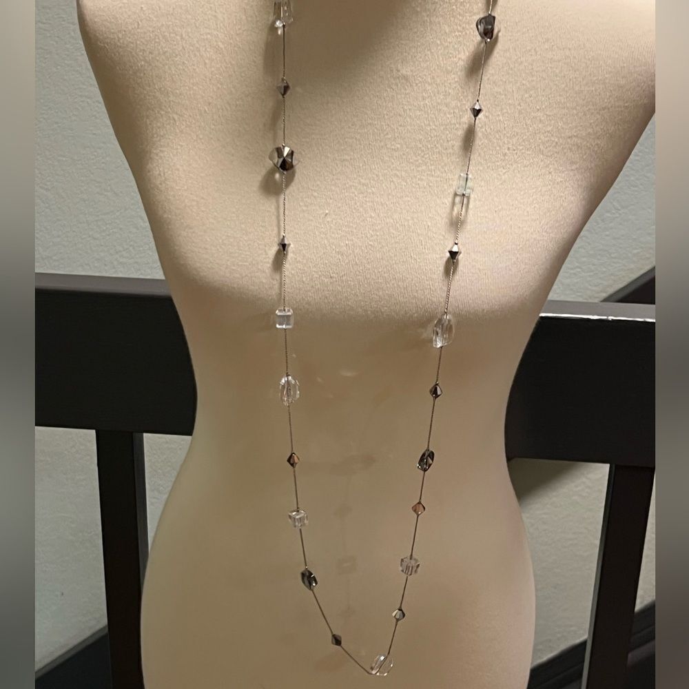 Premier Designs Elegant “Ice Crystals Silver and Clear Beaded Necklace #PDNK1
